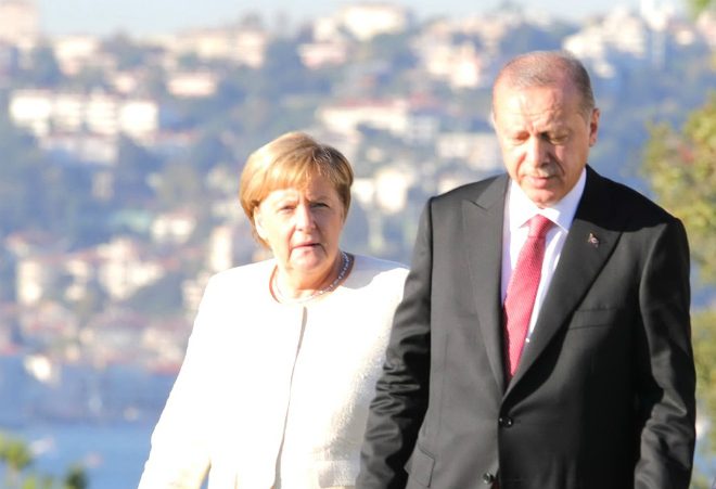 Kanclerz Merkel i prezydent Erdogan przed spotkaniem w 2018 roku w Stambule (zdj. ilustracyjne Wikimedia)