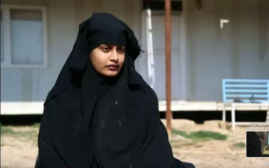 Shamima Begum w kurdyjskim obozie Roj (zdj. kadr itvNews)