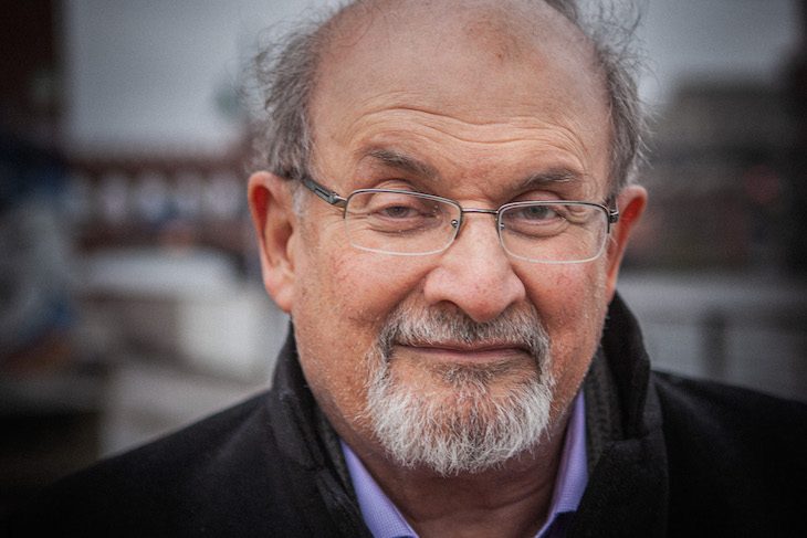 Salman Rushdie (zdj. Wikimedia)